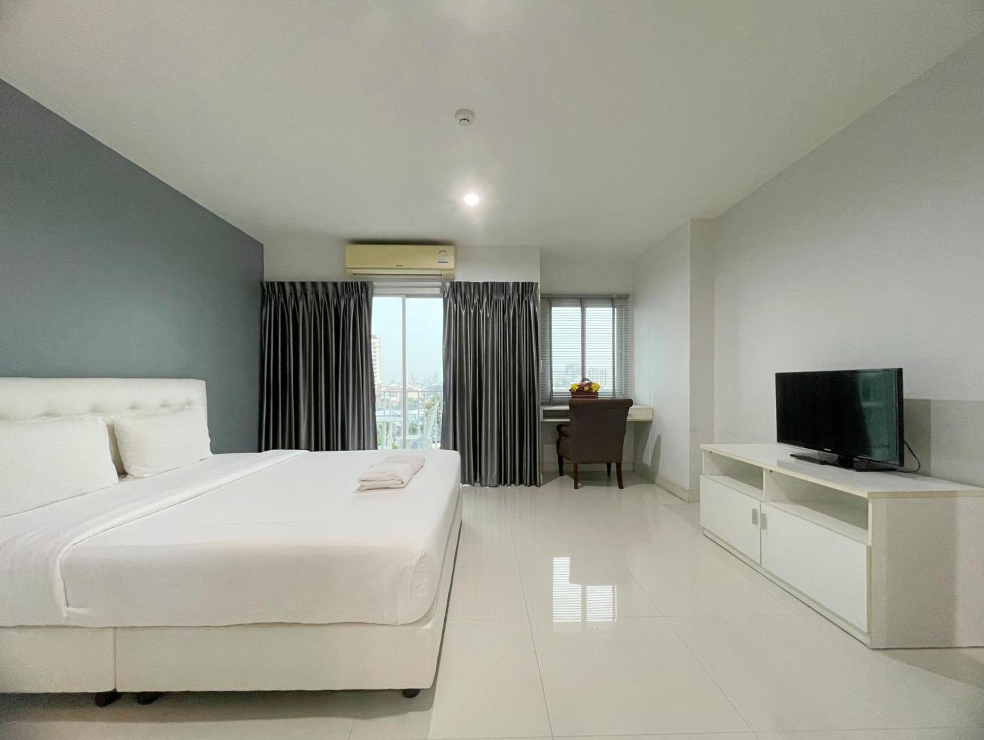Baan Pattaya By Sabai Hotel Exterior foto