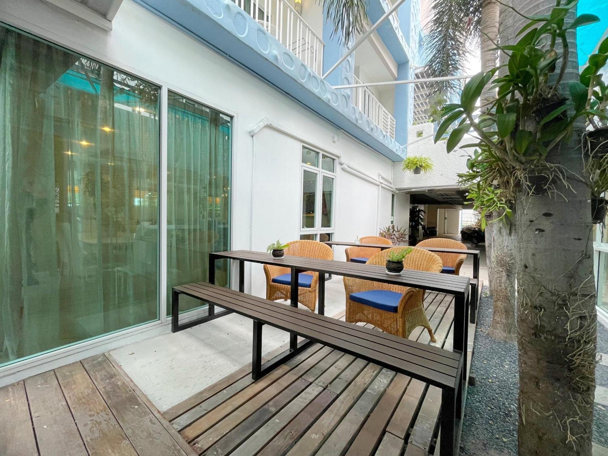 Baan Pattaya By Sabai Hotel Exterior foto